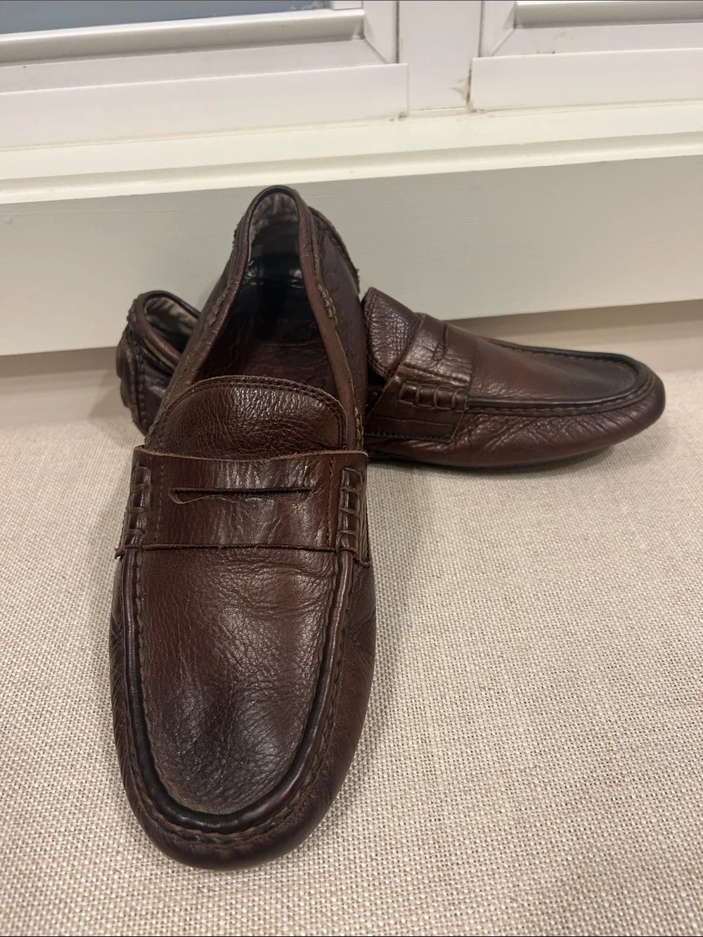 FRYE AND CO. Dark Brown Leather “west” penny loafers